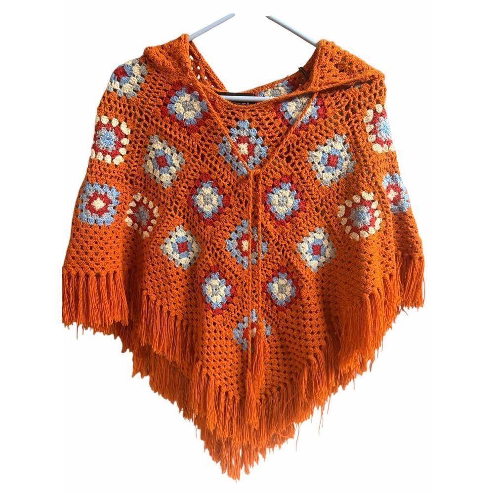 Forever 21 Small/Petite Hooded Crochet Poncho Fringe Boho Festival Granny Square